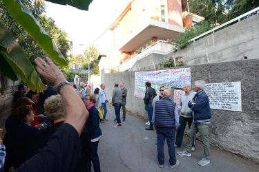 Genova Pegli, Multedo - arrivati i primi dodici migranti e conse