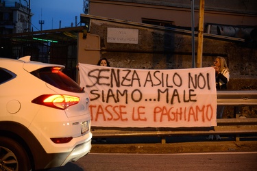 Genova Pegli, Multedo - arrivati i primi dodici migranti e conse