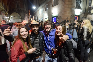 Genova, centro storico - la notte di Halloween nei vicoli