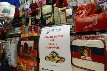 Genova - tabacchino in via XX Settembre - esposto cartello ascom