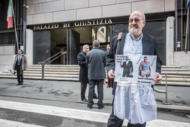 protesta azionisti Carige tribunale 052017-7805