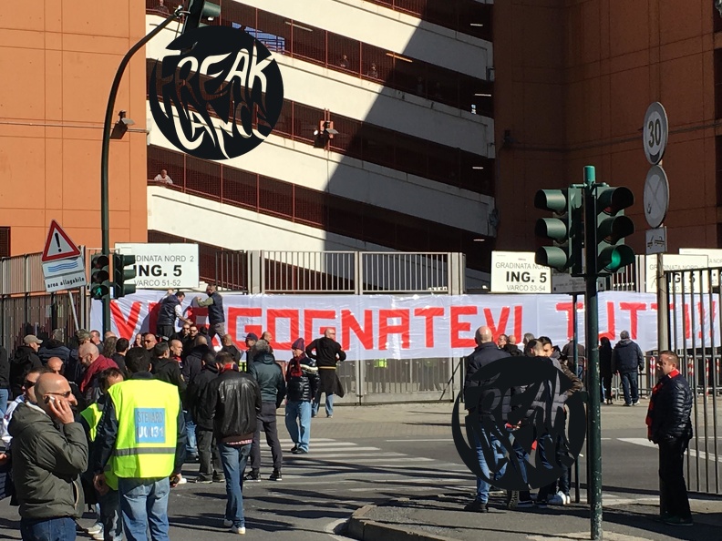protesta_tifosi_Genoa_Ge26022017_4013.jpg