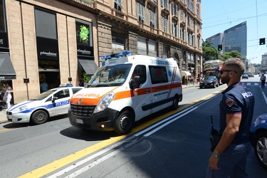 Genova - Rapina alla Upim di via XX Settembre 