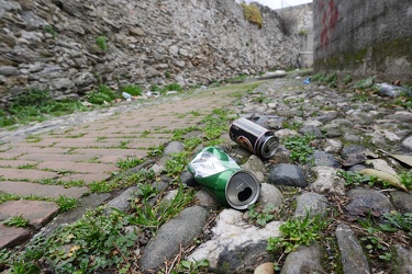 Genova - spazzatura e incuria a ponente