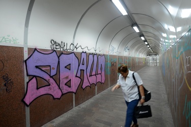 Genova - i tunnel che conducono agli ascensori cittadini 