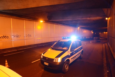 Genova, tunnel casacce - calcinacci e traffico bloccato