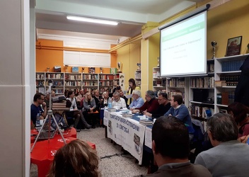 Genova, Certosa - assemblea residenti sfollati