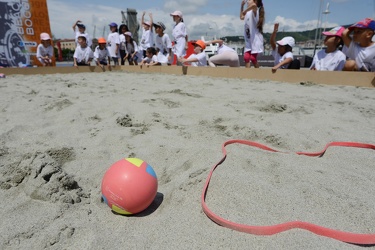 Genova, porto antico - campo da bocce per bambini delle elementa