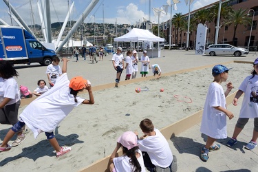 Genova, porto antico - campo da bocce per bambini delle elementa