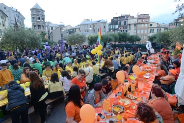 Genova, giardini luzzati - la cena colorata per i diritti gay LG