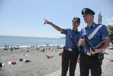 controlli CC spiaggia Voltri 13072018-0649