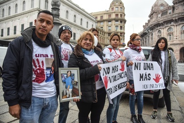 corteo femminicidio Via Fillak 26112018