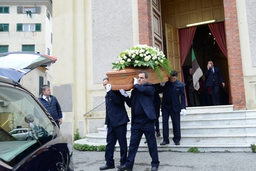 Genova, Cornigliano - funerale ex pugile medaglia d'oro olimpica