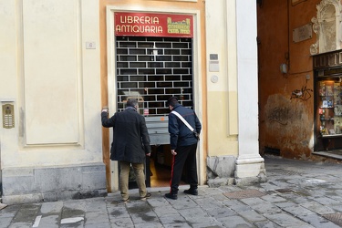 Genova, via Garibaldi, davanti palazzo Tursi - furto presso la l