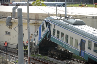 Genova - Incidente stazione di Brignole - treno in manovra si sc