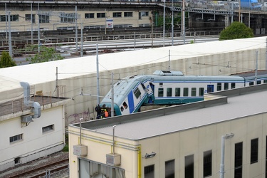 Genova - Incidente stazione di Brignole - treno in manovra si sc