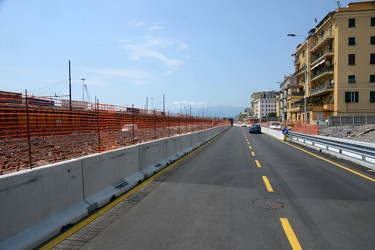 Genova, lungomare canepa - cantiere