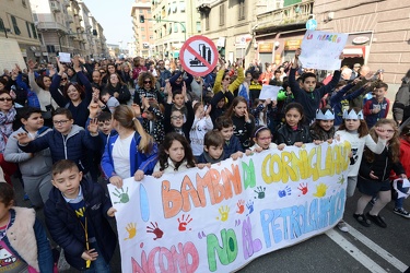 Genova Cornigliano - manifestazione cittadini contro installazio