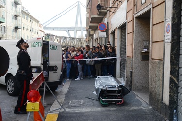 Genova, Certosa, via Fillak - Donna trovata morta in casa