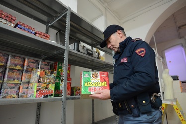 Genova, quartiere Marassi, via Bobbio - intervento polizia per f