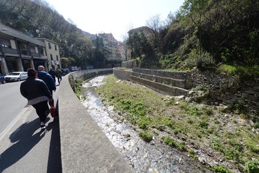 Genova - sopralluogo sul torrente Fereggiano con il prof Alfonso