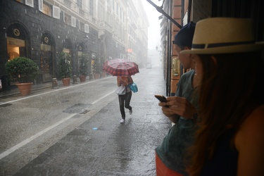 Genova - temporale estivo dopo giorni di caldo torrido