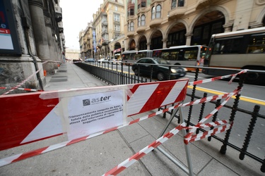 Genova, Via XX Settembre - transenne aster