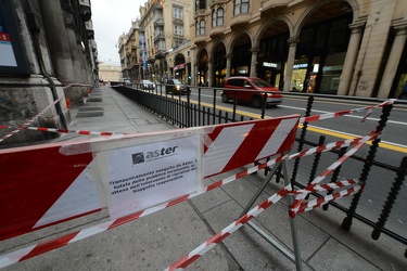 Genova, Via XX Settembre - transenne aster