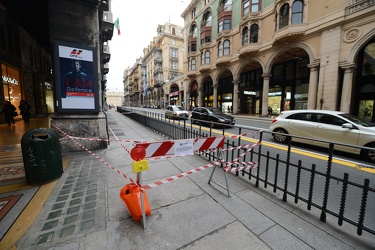 Genova, Via XX Settembre - transenne aster