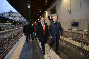 Genova, stazione Principe - viaggio inaugurale, partenza treno f