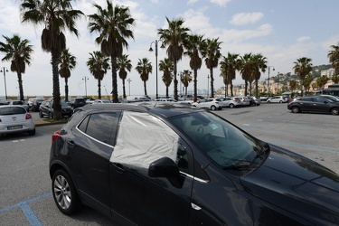 Genova, Pegli - piazzale Malachina - automobili danneggiate dura