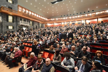 Genova, teatro Carlo Felice - la prima della stagione 2019