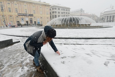 Genova - emergenza allerta neve - piazza De Ferrari