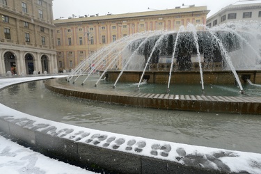 Genova - emergenza allerta neve - piazza De Ferrari