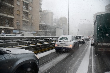 Genova - emergenza allerta neve, nevicata superiore alle previsi