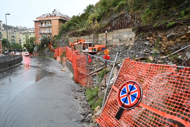 Genova, Borgoratti - cantiere sopra piazza rotonda allagato caus