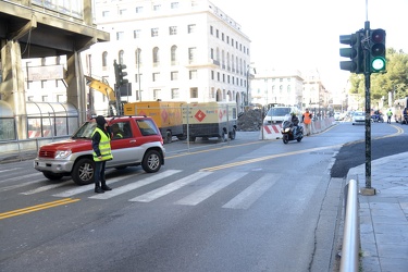 Genova, zona Foce - nuovo cambio linee traffico causa spostament