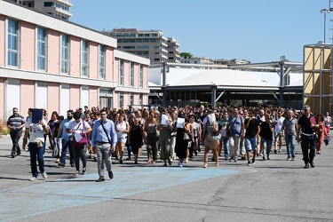 Genova, fiera - concorso pubblico per posti lavoro comune - migl