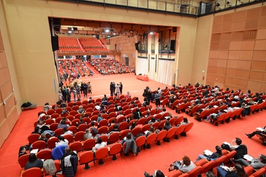 Genova, magazzini del cotone - sala maestrale piena per concorso