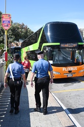 Genova, zona Principe, via Mura Zingari - controlli dei carabini