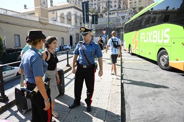 Genova, zona Principe, via Mura Zingari - controlli dei carabini