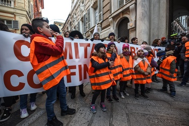 corteo abitanti confini zona rossa 11012019-2137