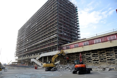 demolizione ex Nira CroGe22012019