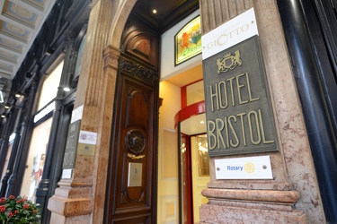 Genova - via XX Settembre - hotel Bristol