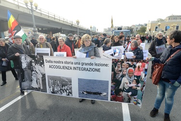 Genova - manifestazione antirazzista contro il decreto sicurezza