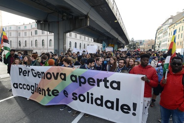 Genova - manifestazione antirazzista contro il decreto sicurezza