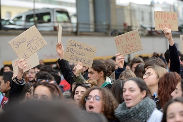 Genova - manifestazione antirazzista contro il decreto sicurezza