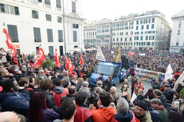 Genova - manifestazione antirazzista contro il decreto sicurezza