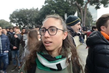 Genova - manifestazione degli studenti delle scuole superiori