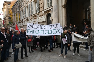 Genova, palazzio Tursi - manifestazione dipendenti pubblici, ser